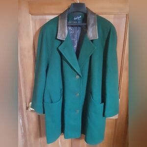 Woman's VTG Lady Suzette Winter Coat
